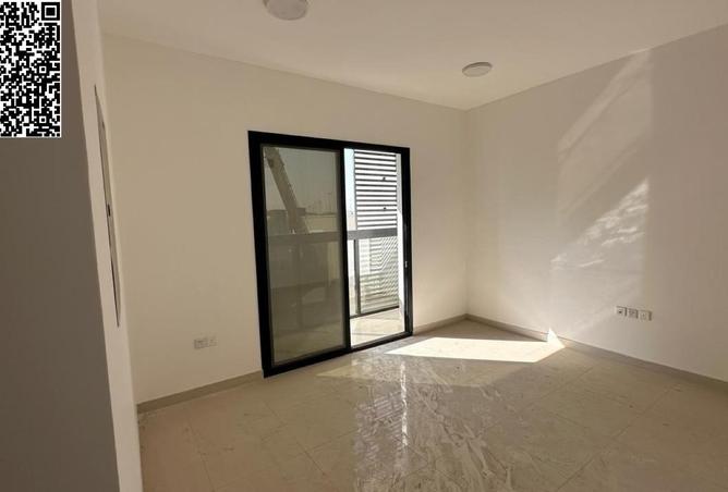 87862387 - Property Image 3