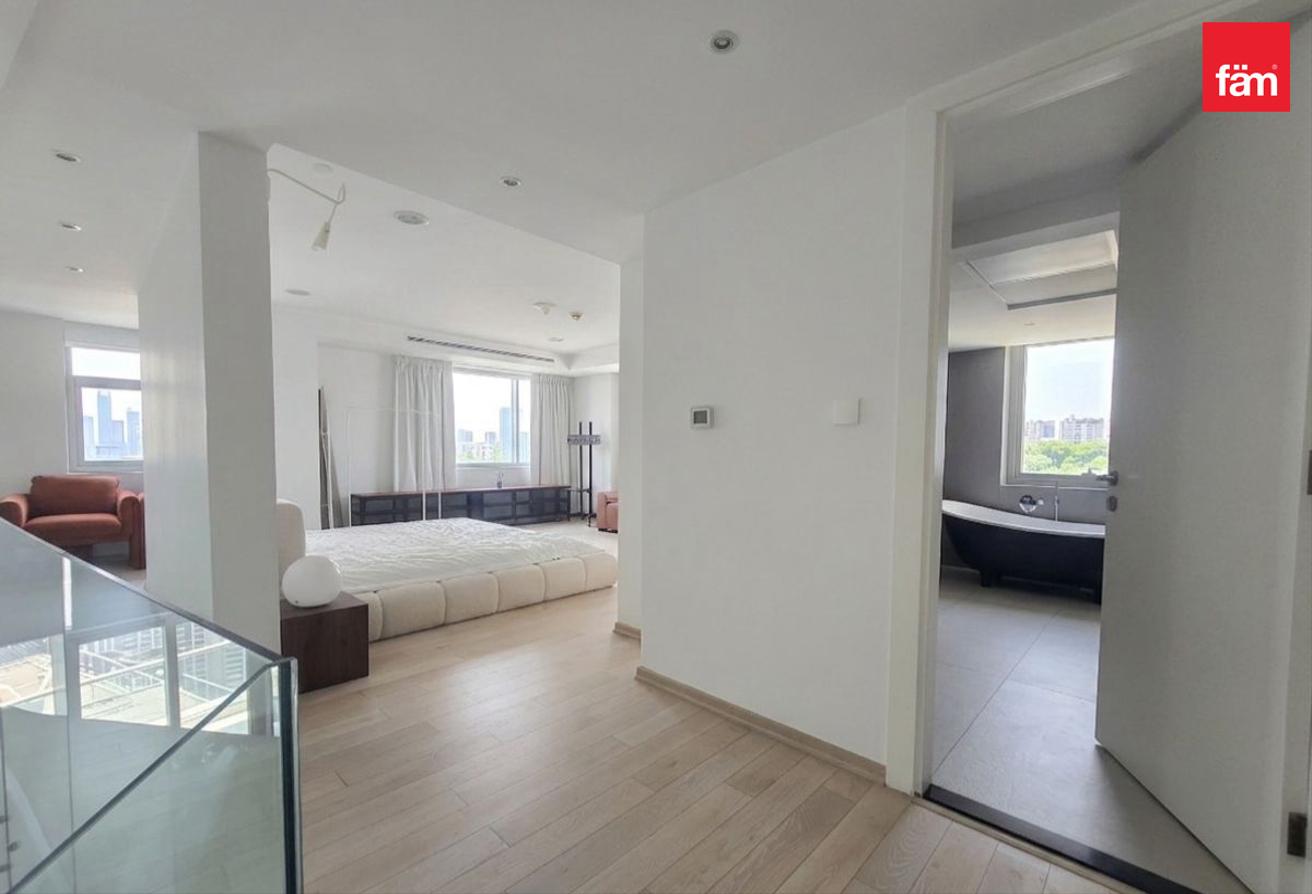 DUPLEX PENTHOUSE | STUDY & MAID | FULLY FURNISHED photo 15