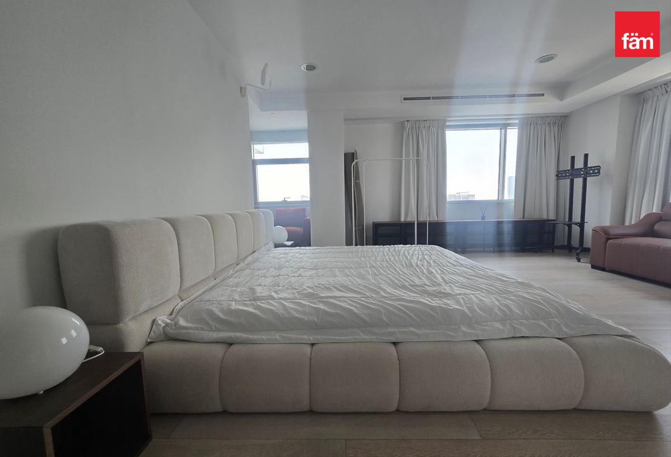 DUPLEX PENTHOUSE | STUDY & MAID | FULLY FURNISHED photo 17
