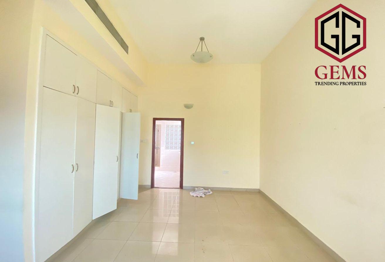 SPACIOUS COMPOUND VILLA | MAID ROOM | SHARED POOL photo 6
