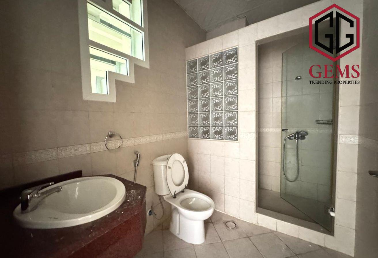 SPACIOUS COMPOUND VILLA | MAID ROOM | SHARED POOL photo 10