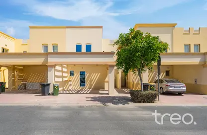 فيلا - 2 غرف نوم - 3 حمامات للايجار في الينابيع 3 - الينابيع - دبي