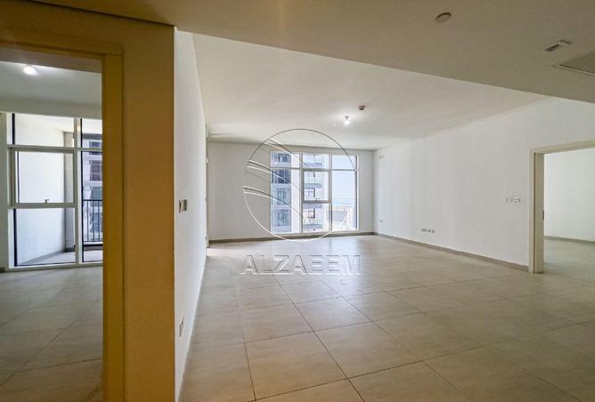 64403311 - صورة العقار 3