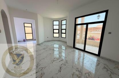 Villa - 4 Bedrooms - 5 Bathrooms for rent in Al Falaj - Al Riqqa - Sharjah Villa - 4 Bedrooms - 5 Bathrooms for rent in Al Falaj - Al Riqqa - Sharjah