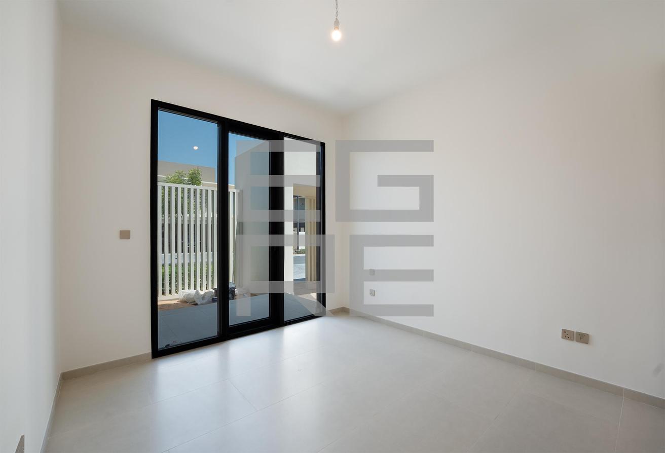 Brand-new Villa | Private Pool | Prime Location photo 11