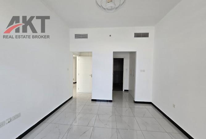 112743400 - Property Image 2