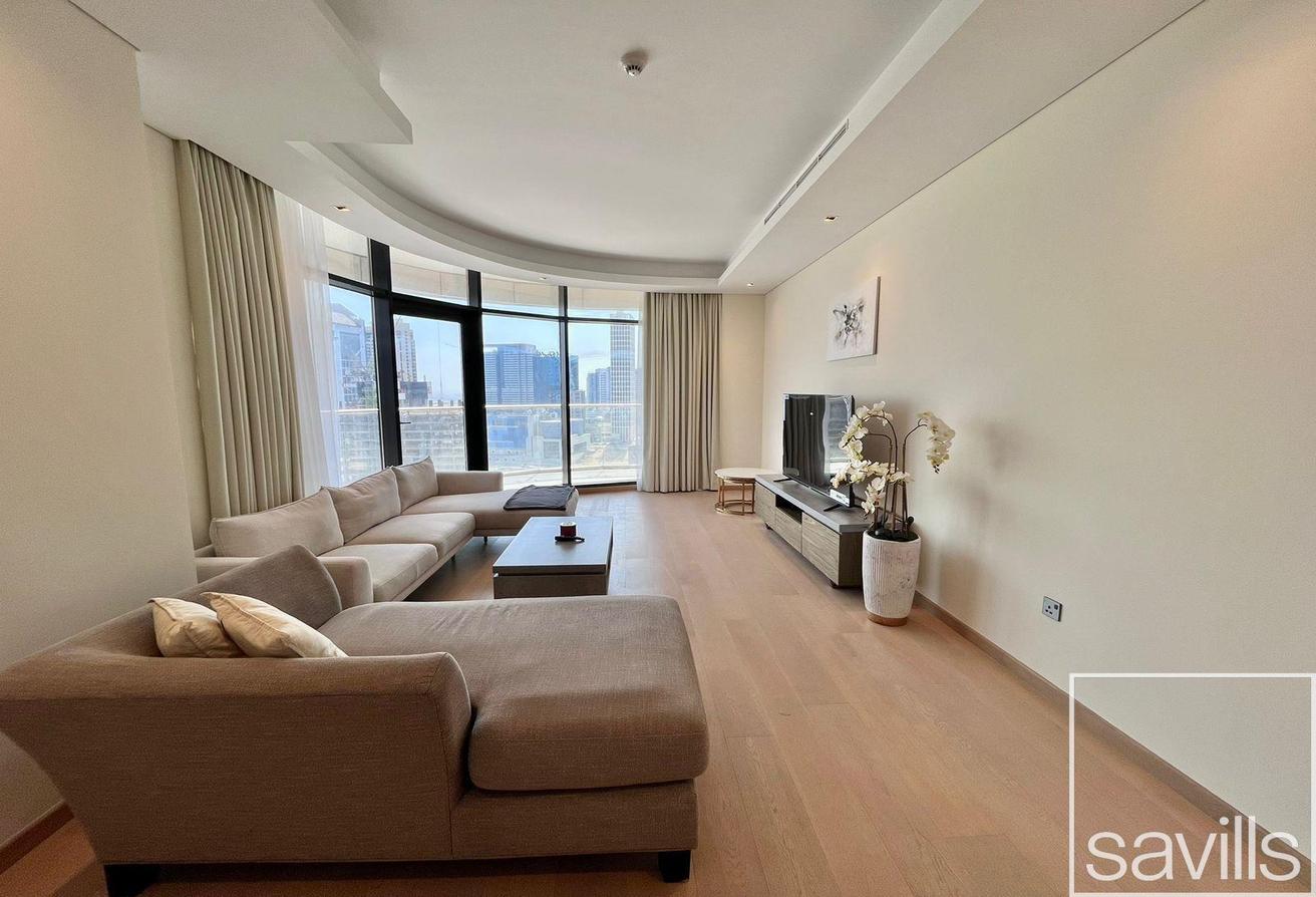 Fully Furnished | Vacant September | Spacious photo 2