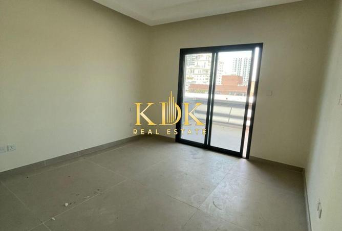 70292797 - Property Image 3