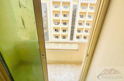 Apartment - 2 Bedrooms - 2 Bathrooms for rent in Muwaileh 29 Building - Muwaileh - Sharjah