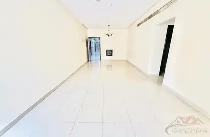 Apartment - 2 Bedrooms - 2 Bathrooms for rent in Muwaileh 29 Building - Muwaileh - Sharjah