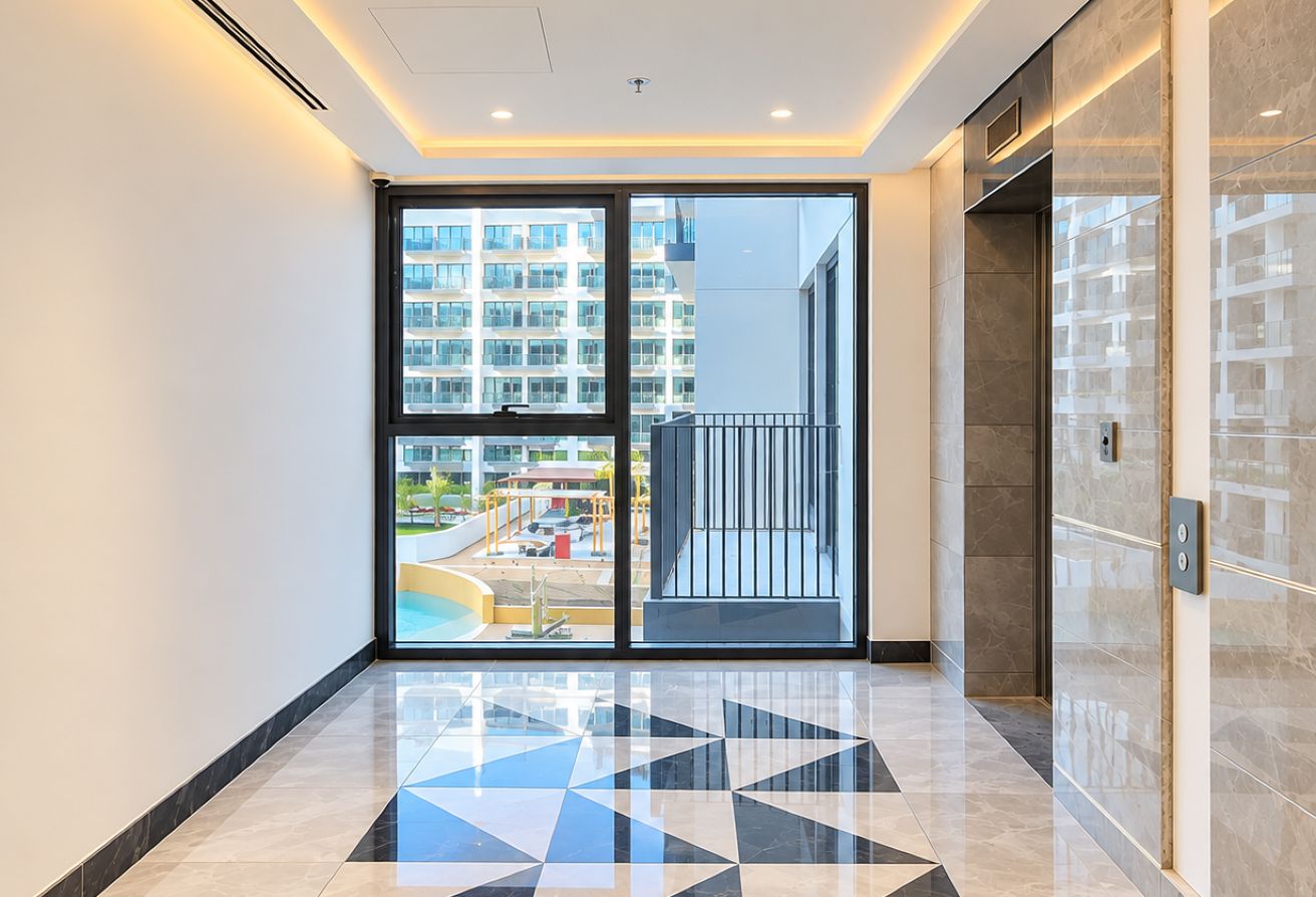 Studio apartment in Azizi Mirage 1, Dubai Studio City: 9