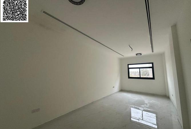 104701490 - Property Image 2