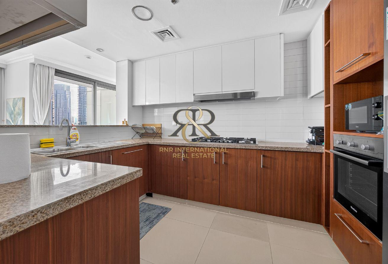Full Burj Khalifa and Fountain View|Furnished 3BR photo 7