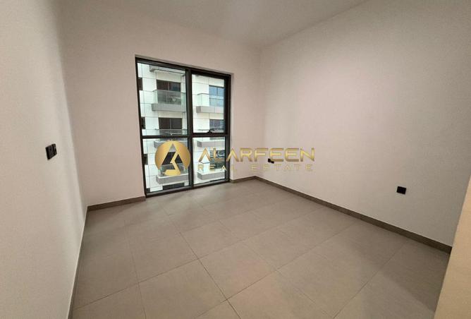 62072200 - Property Main Image