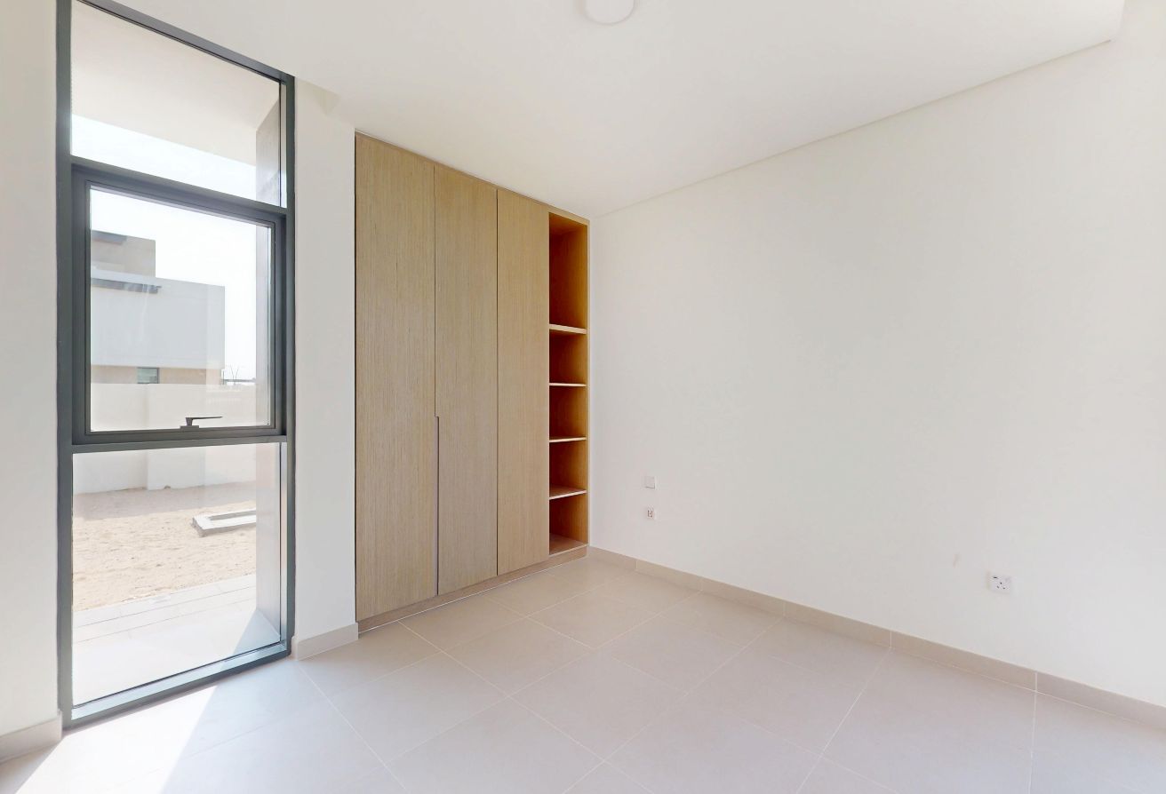 5 bedroom villa in Farm Gardens, The Valley: 13