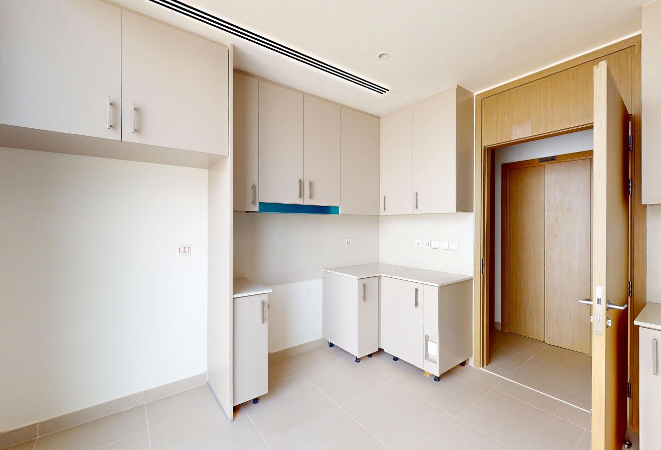 5 bedroom villa in Farm Gardens, The Valley: 5