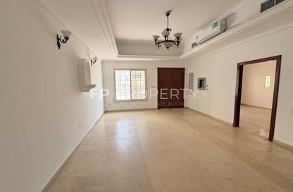 Villa - 4 Bedrooms - 5 Bathrooms for rent in Mirdif Villas - Mirdif - Dubai