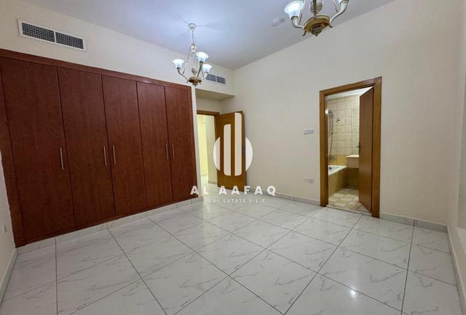 76163892 - Property Image 2