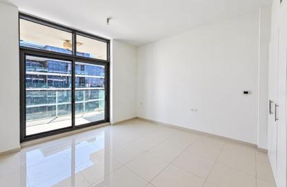 Apartment - Studio - 1 for rent in Golf Promenade 4B - Golf Promenade 4 - Golf Town - Damac Hills - Dubai