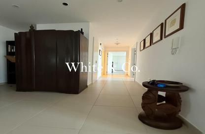 Apartment - 2 Bedrooms - 2 Bathrooms for sale in Hayat Boulevard 1A - Hayat Boulevard 1 - Hayat Boulevard - Town Square - Dubai