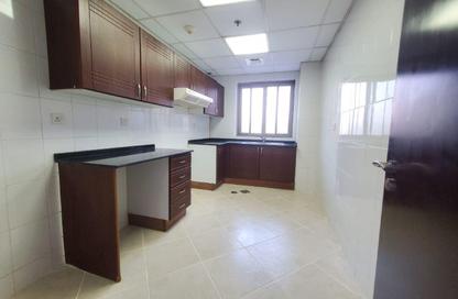 Apartment - 3 Bedrooms - 4 Bathrooms for rent in Al Shafar Tower - Barsha Heights (Tecom) - Dubai