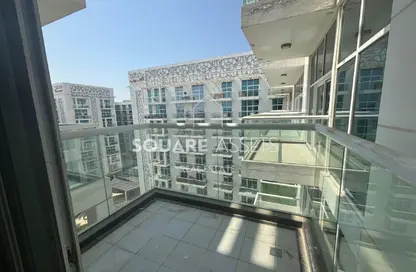 Apartment - 1 Bathroom for rent in Glitz 3B - Glitz 3 - Glitz - Dubai Studio City - Dubai