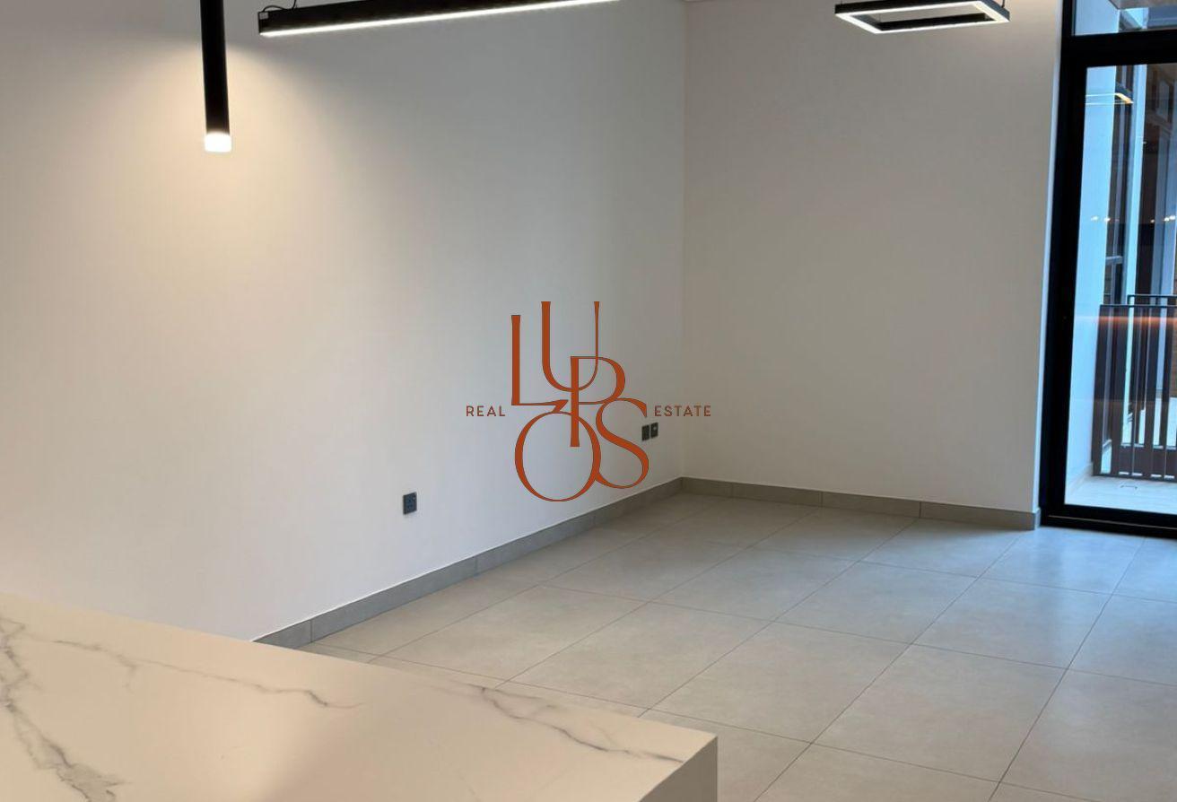Brand New | Modern | 1BR Ready | High Demand photo 5