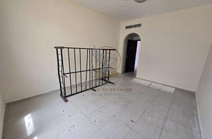 Apartment - 1 - 2 for rent in Al Qulaya'ah - Al Sharq - Sharjah Apartment - 1 - 2 for rent in Al Qulaya'ah - Al Sharq - Sharjah