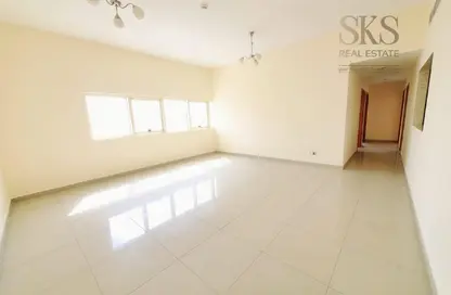 Apartment - 2 Bedrooms - 3 Bathrooms for rent in Lulu Building - Al Barsha 1 - Al Barsha - Dubai