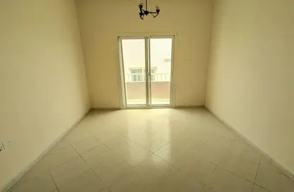 Apartment - 1 Bedroom - 1 Bathroom for rent in Al Butina 9 Building - Al Butina - Sharjah