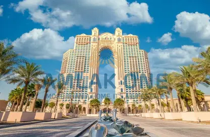 Apartment - 2 Bedrooms - 3 Bathrooms for sale in Fairmont Marina Residences - The Marina - Abu Dhabi