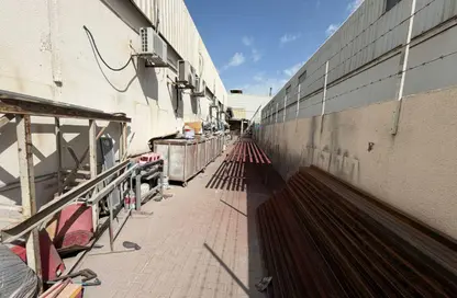 Warehouse - Studio - 2 Bathrooms for rent in Industrial Building 13 - Industrial Area 13 - Sharjah Industrial Area - Sharjah