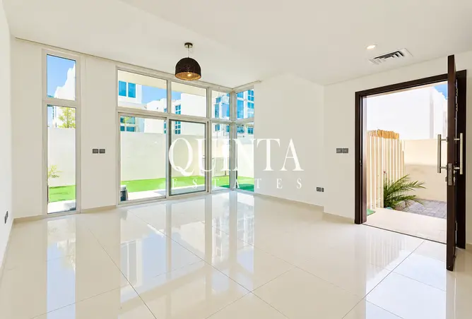 165050856 - Property Image 2