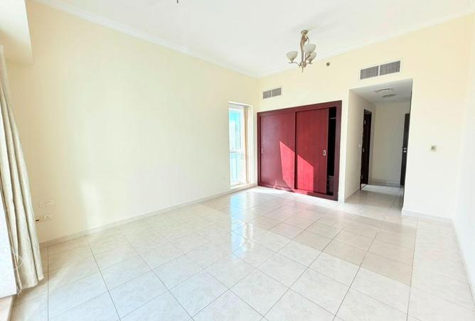 100408309 - Property Image 3