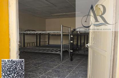 Labor Camp - Studio - 7+ for rent in Al Sajaa S - Al Sajaa - Sharjah