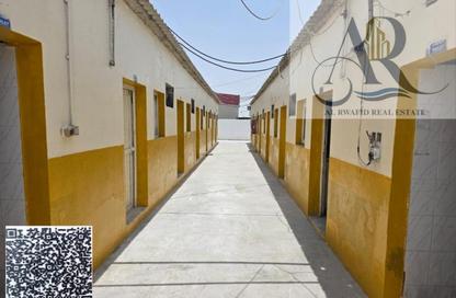 Labor Camp - Studio - 7+ for rent in Al Sajaa S - Al Sajaa - Sharjah