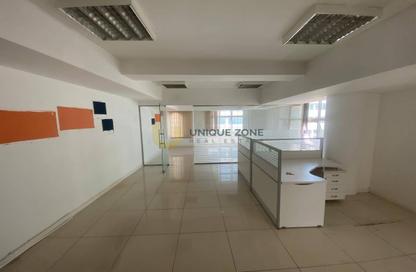 Office Space - Studio - 1 Bathroom for rent in Sarah Building - Al Garhoud - Dubai