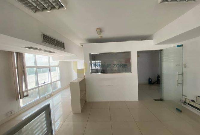 127012205 - Property Image 2