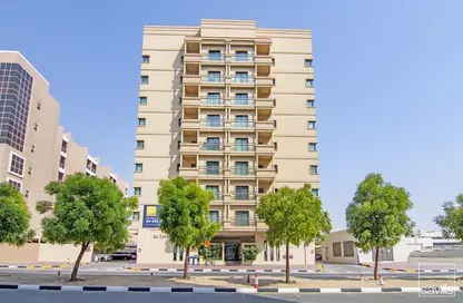 Apartment - 3 Bedrooms - 3 Bathrooms for rent in Al Liwan Building - Dubai Silicon Oasis - Dubai