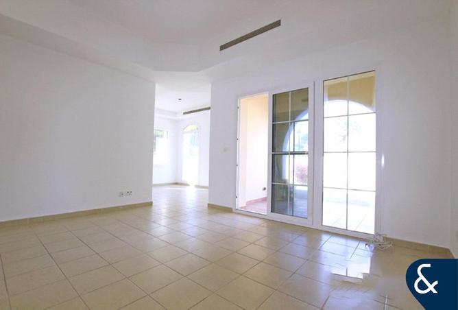 102834513 - Property Main Image