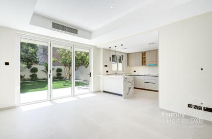 Villa - 2 Bedrooms - 3 Bathrooms for sale in Springs 9 - The Springs - Dubai