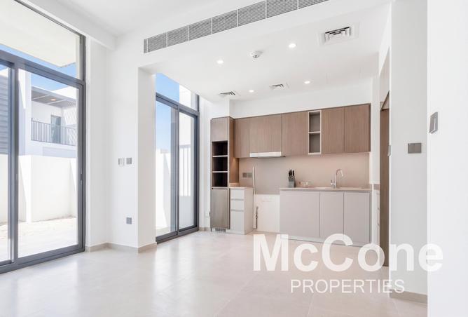104670393 - Property Image 3