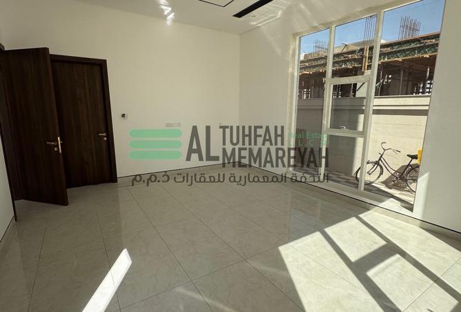 54388231 - Property Image 2