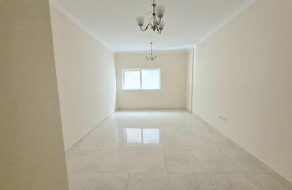 Apartment - 1 Bedroom - 2 Bathrooms for rent in Muwaileh 29 Building - Muwaileh - Sharjah