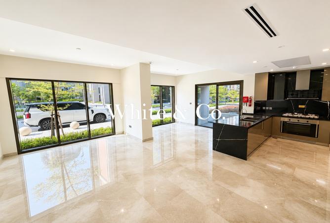 122442999 - Property Main Image