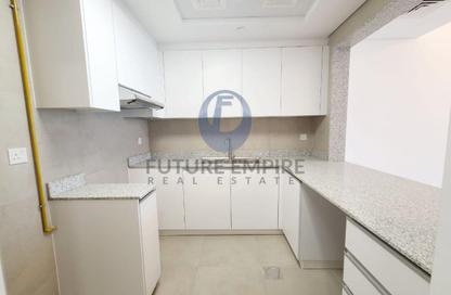 Apartment - 2 Bedrooms - 3 Bathrooms for rent in Al Nasr Square Block D - Al Nasr Square - Oud Metha - Bur Dubai - Dubai