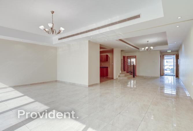 71917941 - Property Image 3