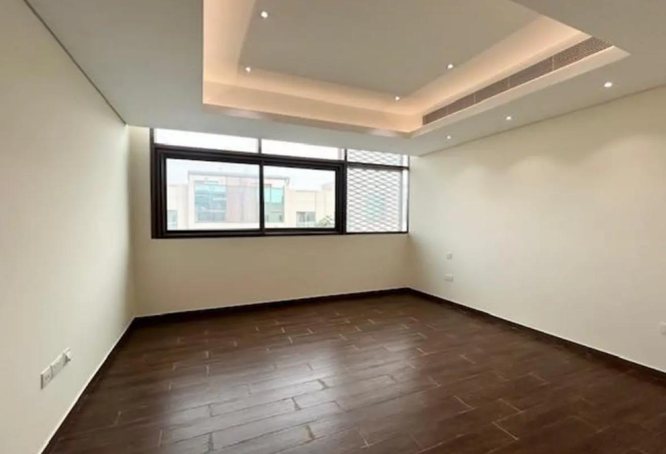Garden & Community View | Unfurnished | Vacant photo 10