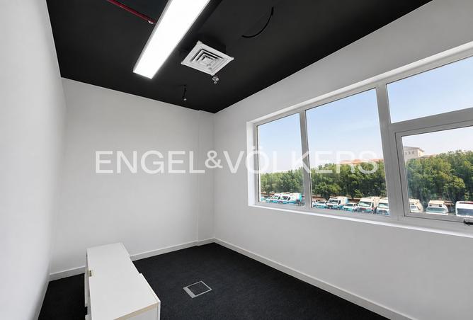 128827223 - Property Main Image