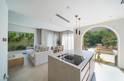 Villa - 3 - 3 for sale in Springs 8 - The Springs - Dubai